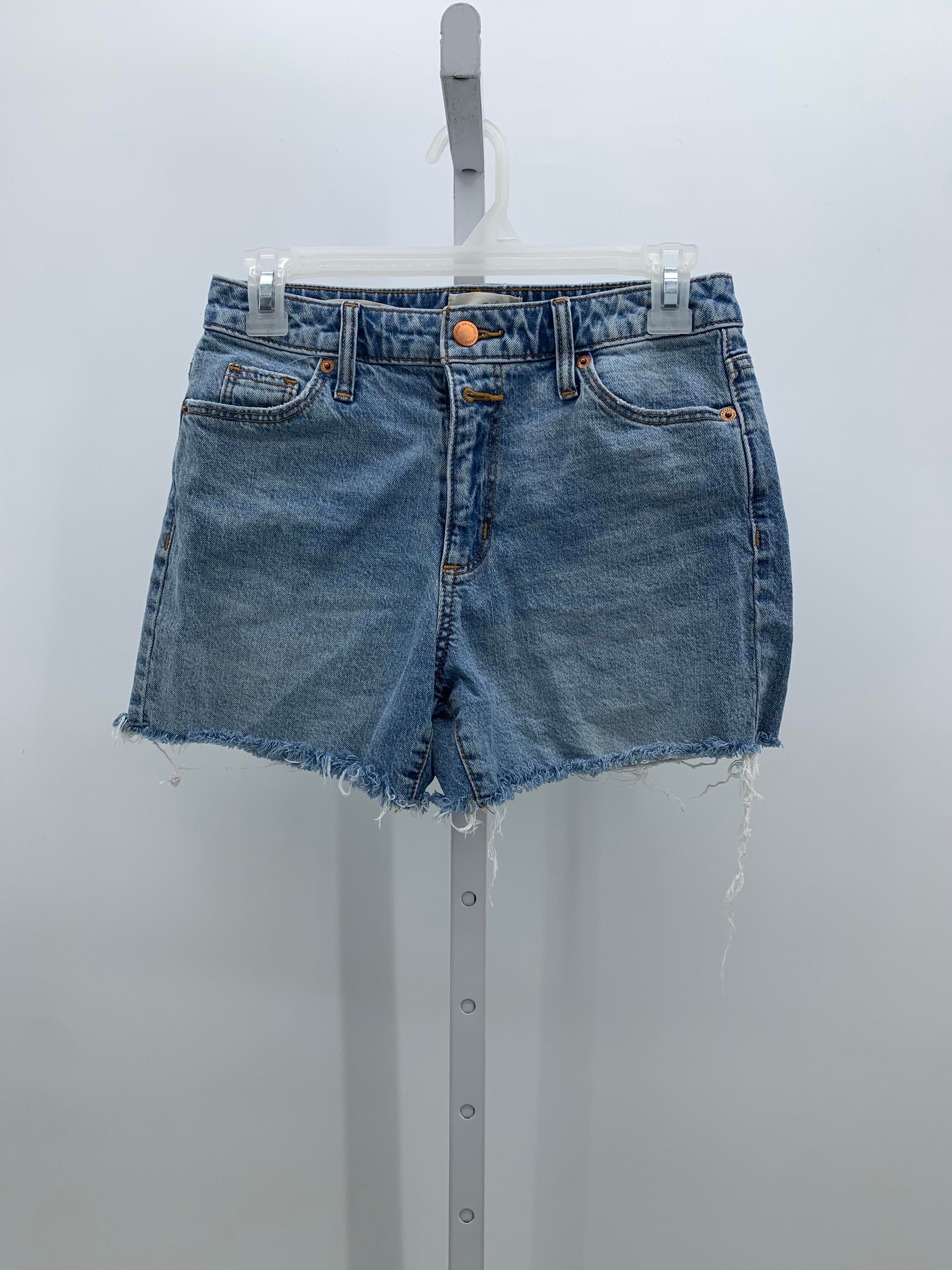 Universal Thread Size 0 Misses Shorts