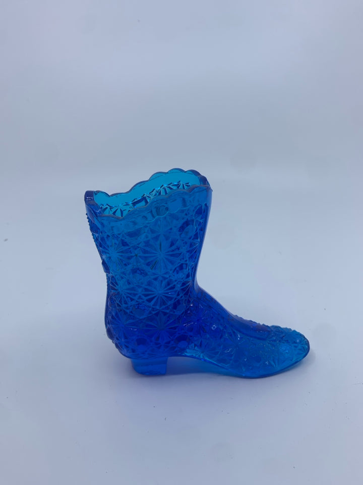 VTG BLUE GLASS VICTORIAN BOOT.