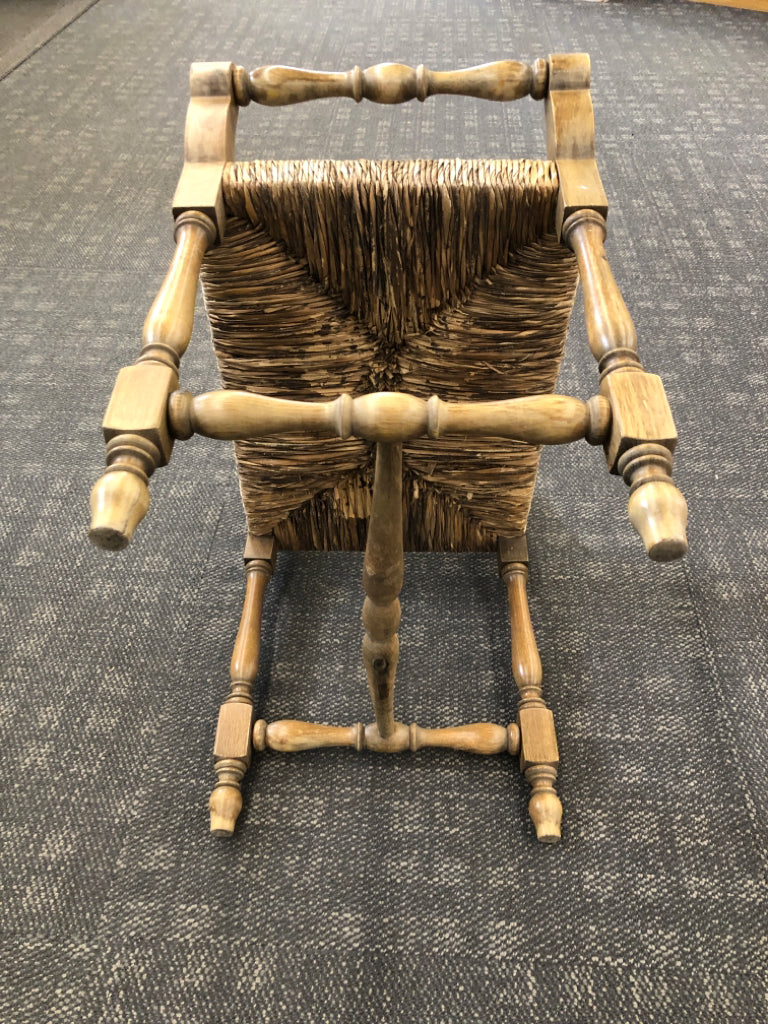 VTG STYLE WOODEN STOOL W/WOVEN SEAT.