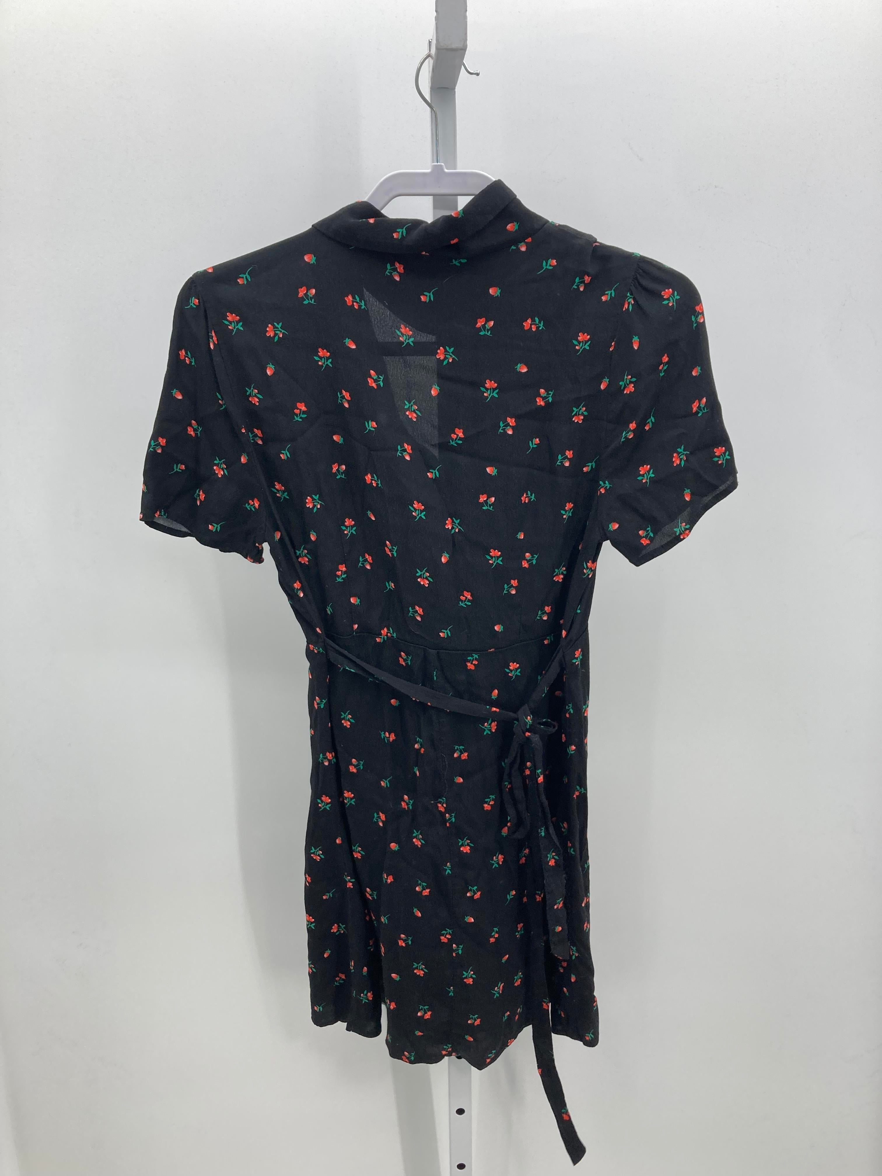Forever 21 Size Large Juniors Short Sleeve Dress