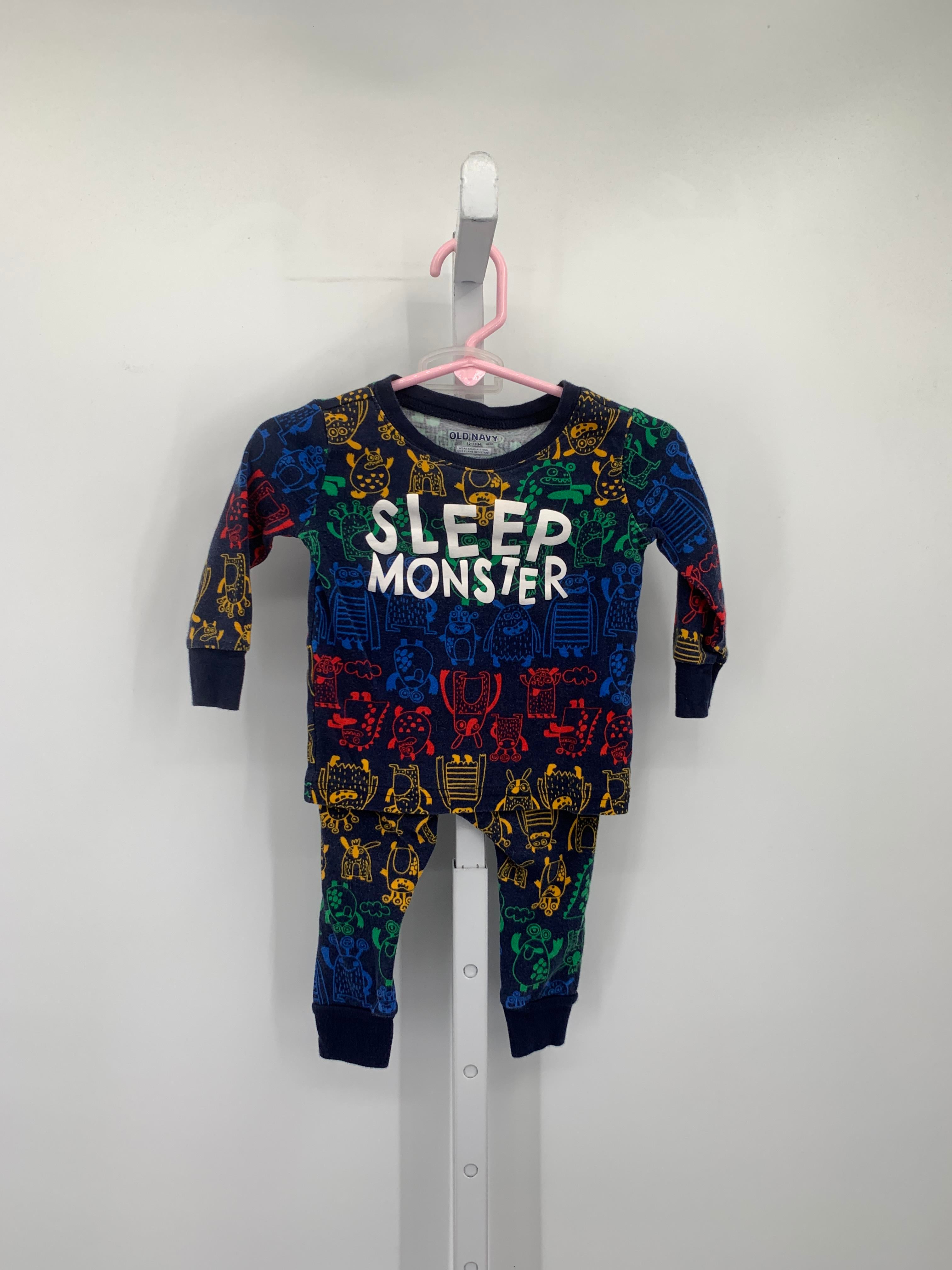 SLEEP MONSTER KNIT