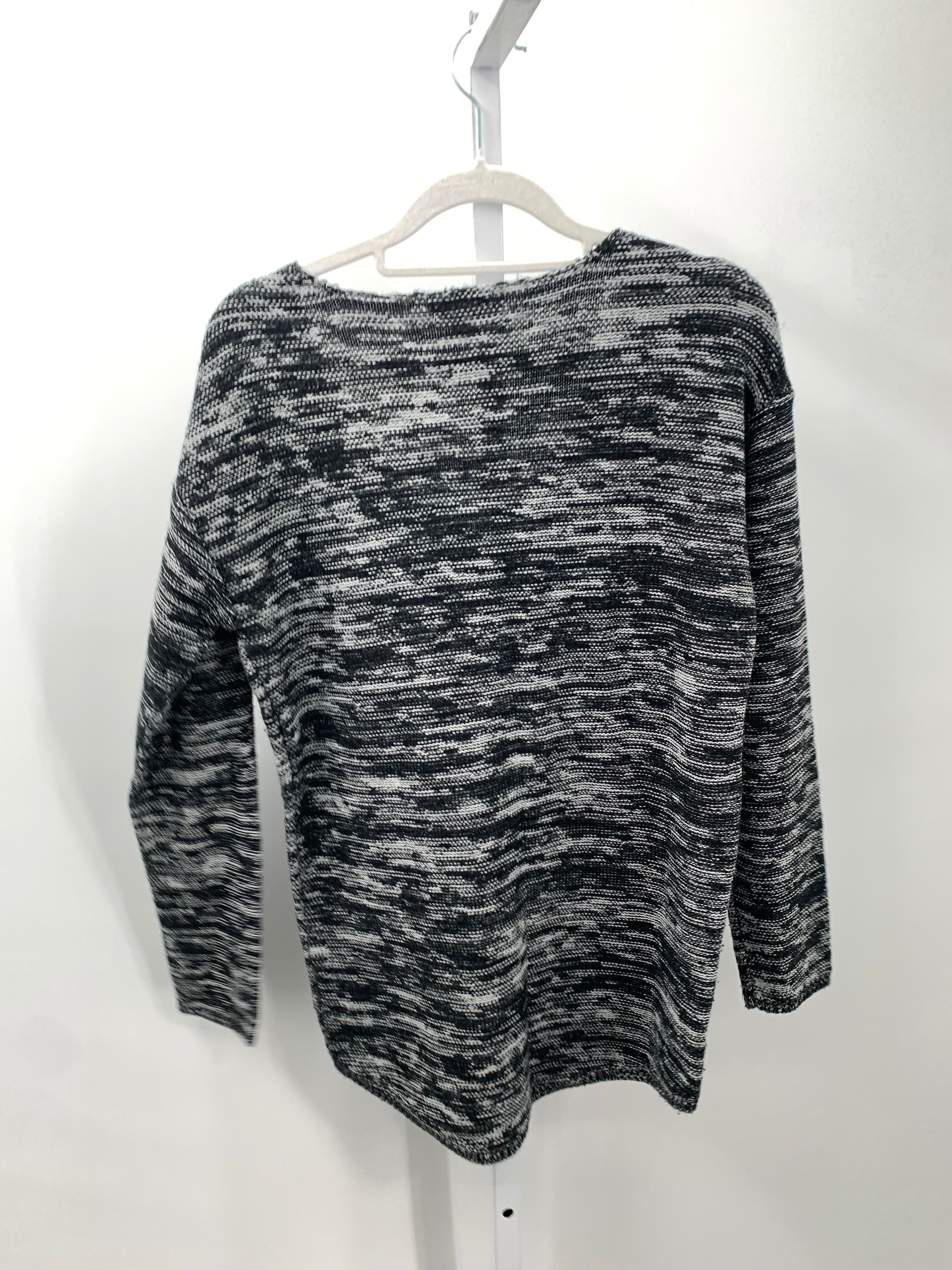 Arizona Size Small Juniors Long Sleeve Sweater