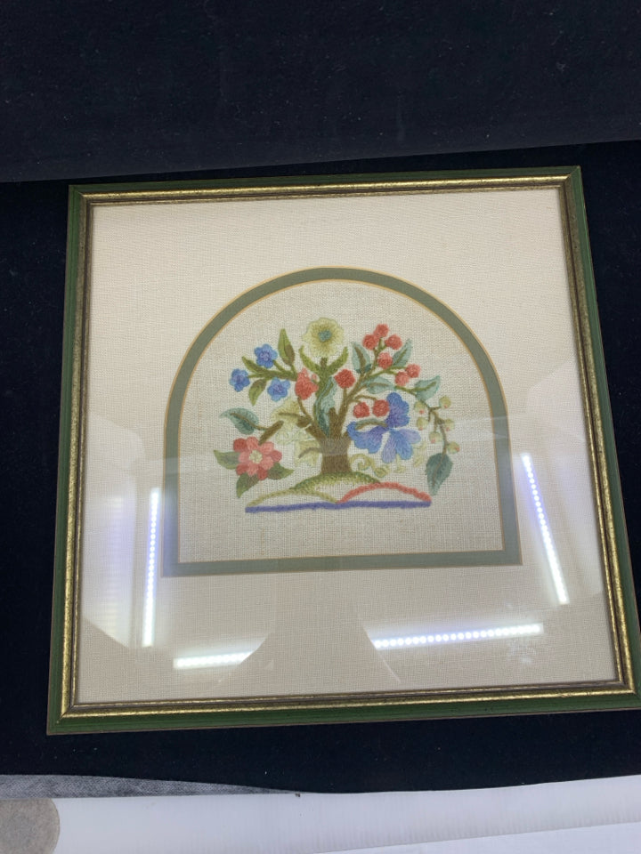 VTG NEEDLE POINT FLORAL WALL ART.