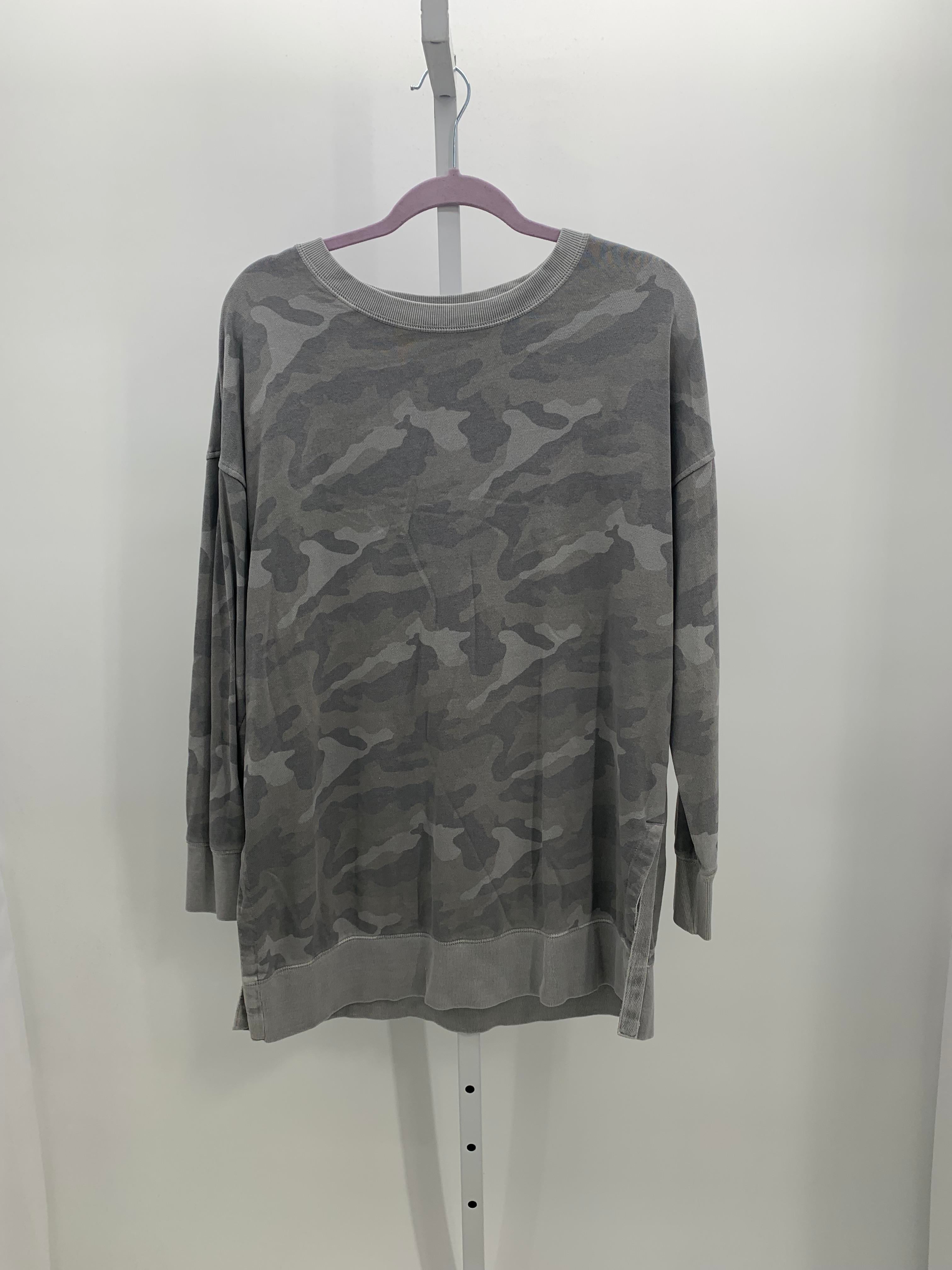 Old Navy Size Medium Misses Long Sleeve Shirt