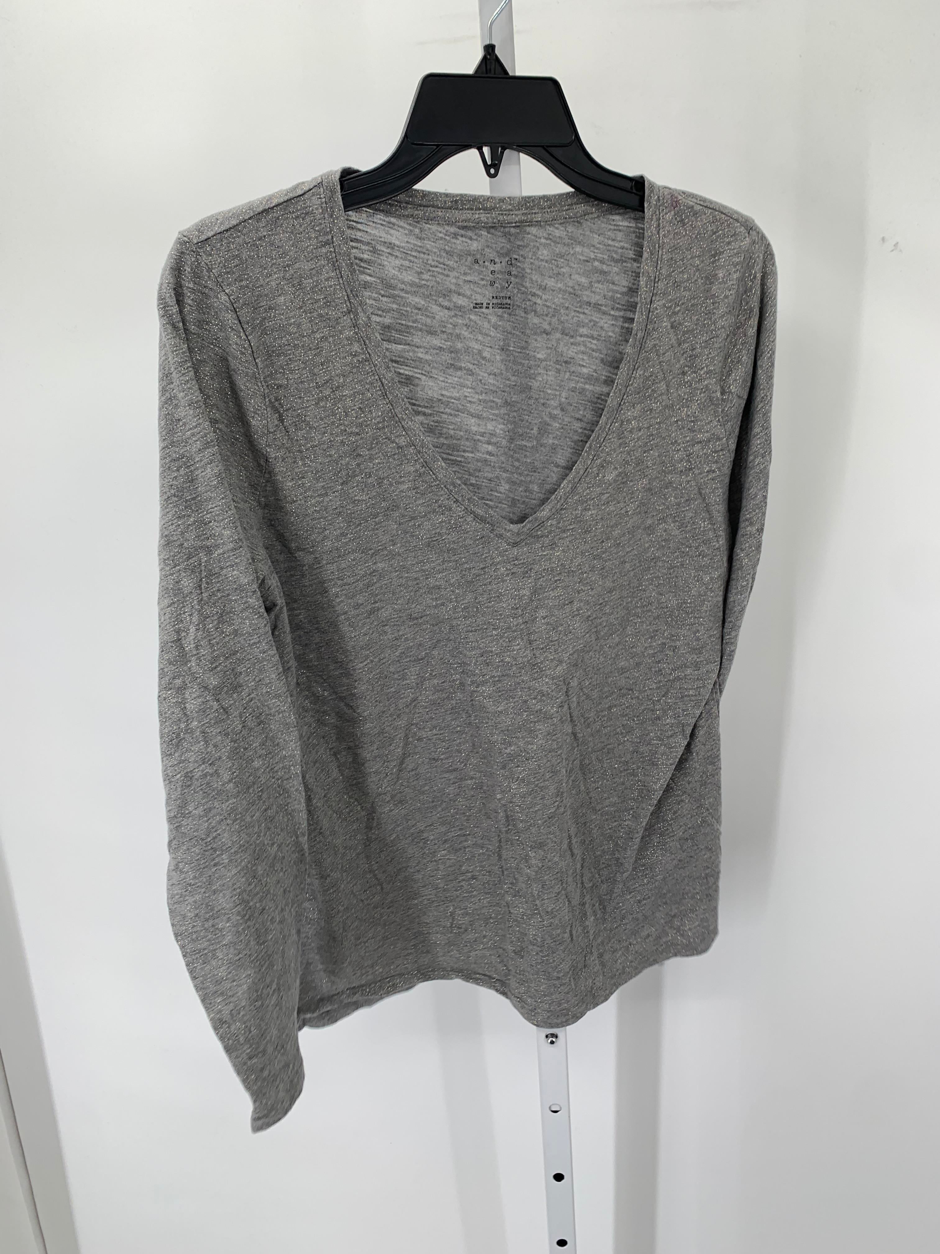 A New Day Size Medium Misses Long Sleeve Shirt