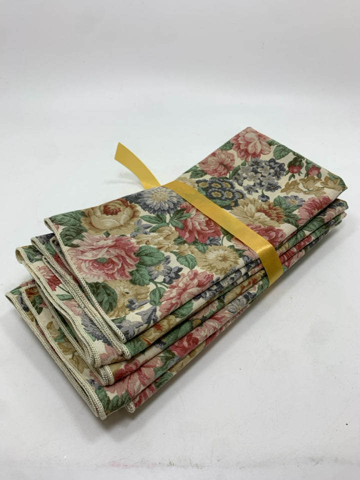 8PK FLORAL NAPKINS.