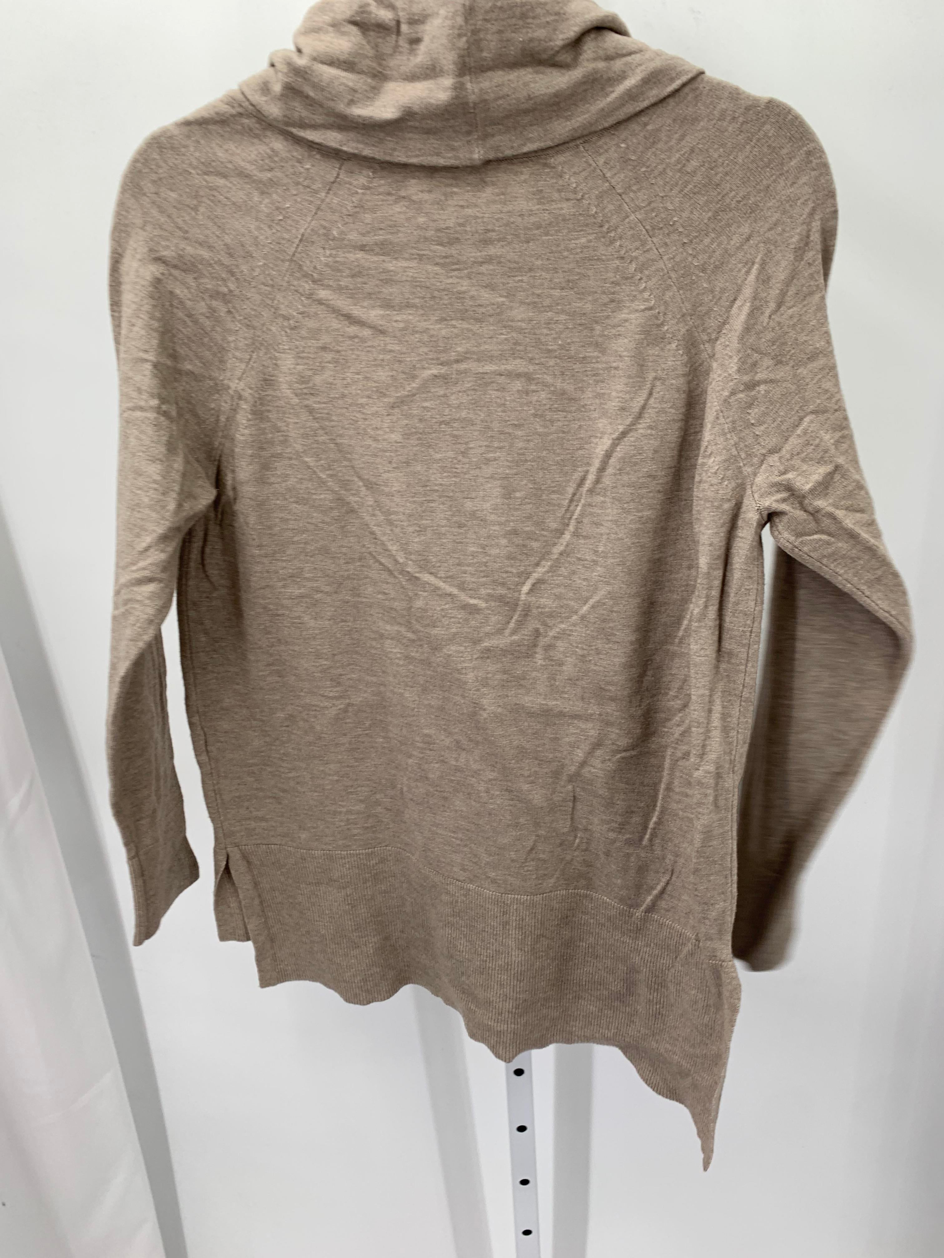 cyrus Size Medium Misses Long Sleeve Shirt