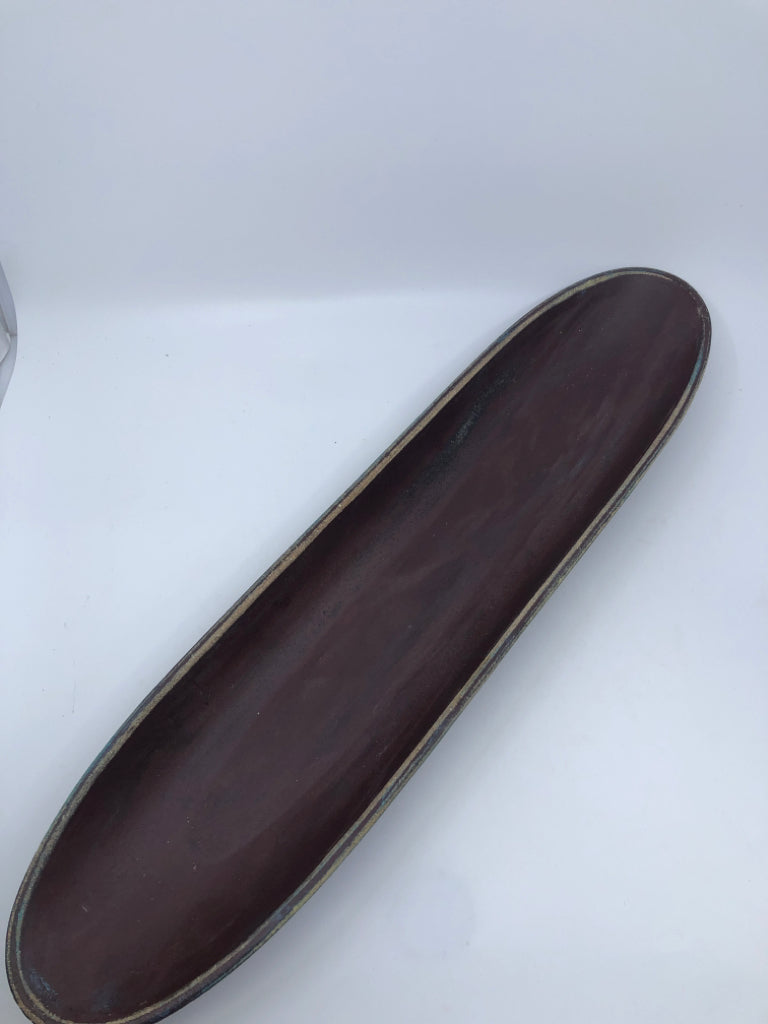 LONG OVAL DOUGH BOWL TRAY.