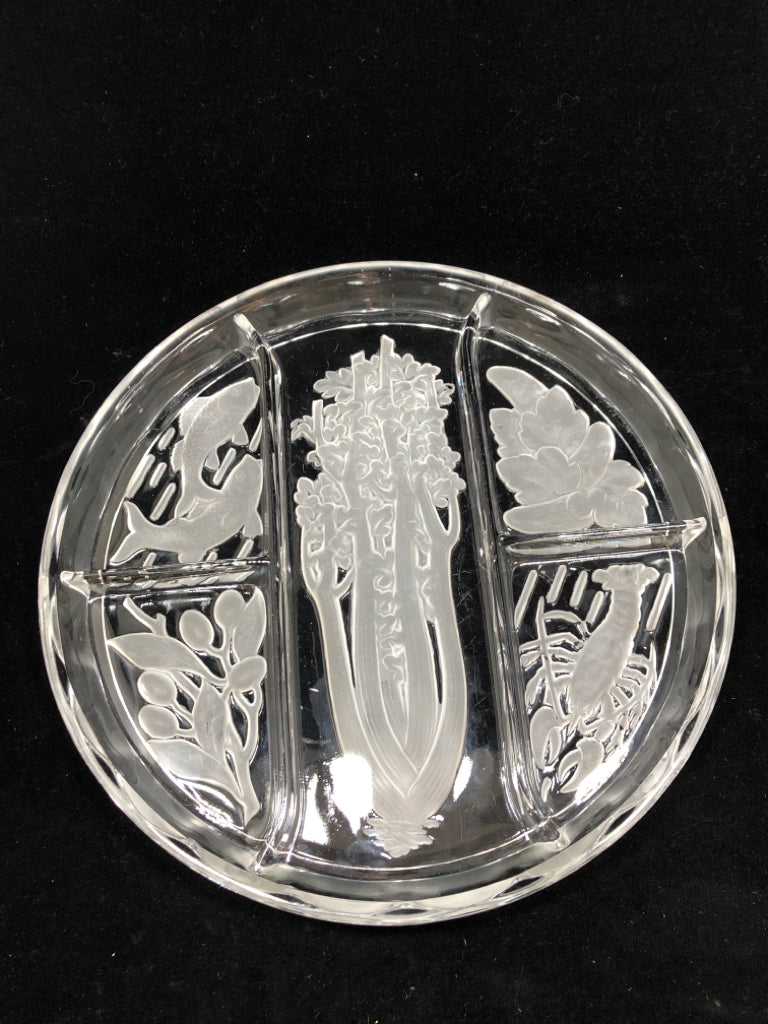 FROSTED FISH & VEGGIE DIVIDED GLASS PLATTER.