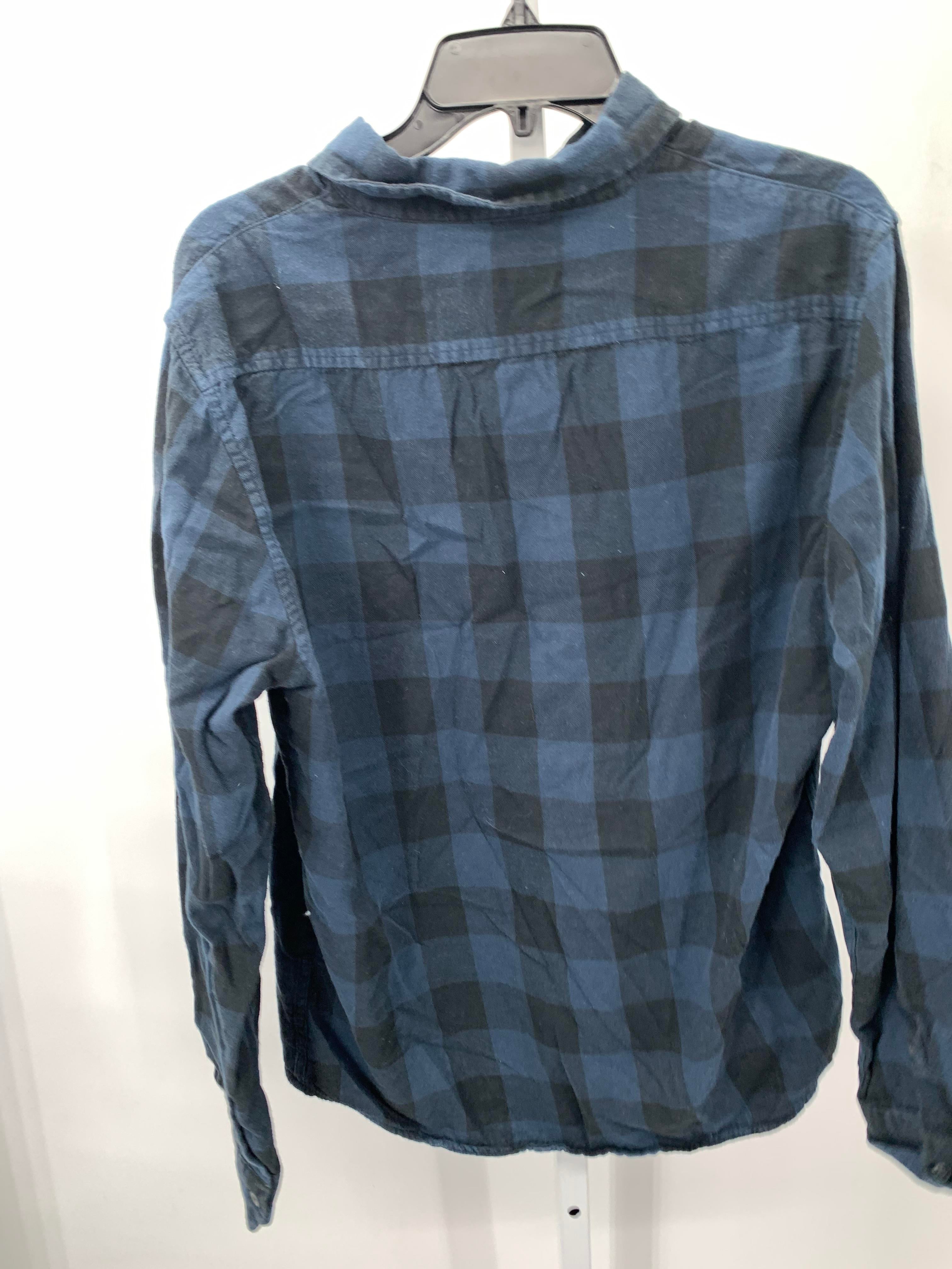 BLACK PLAID BTN DOWN.