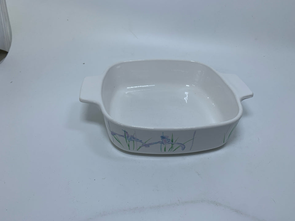 SQUARE IRIS CASSEROLE DISH.
