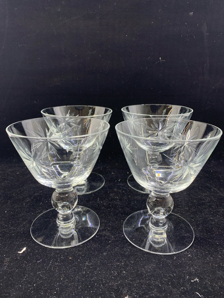 4 CRYSTAL ETCHED STAR PATTERN LIQUEUR GLASSES.