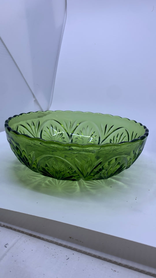 VTG GREEN GLASS SERVING BOWL W/ OVAL DESIGNS.