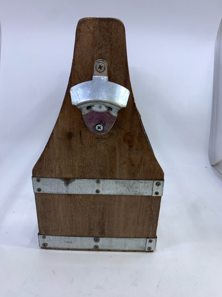 RUSTIC BOTTLE CRATE W/BOTTLE HOLDER.