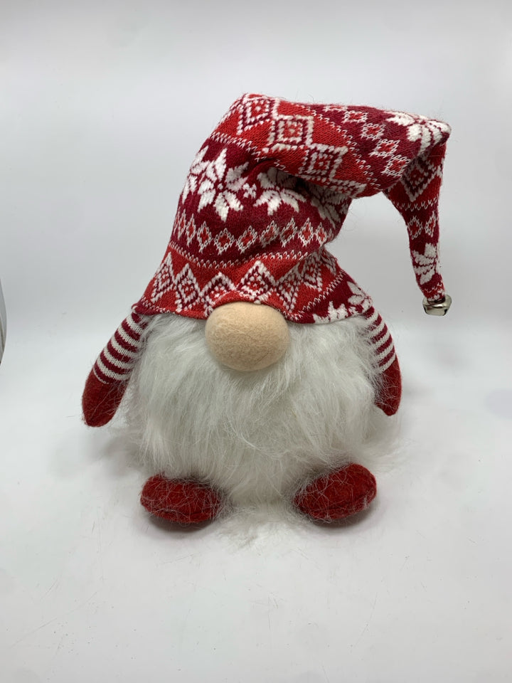 LIGHT UP GNOME W/RED HAT.