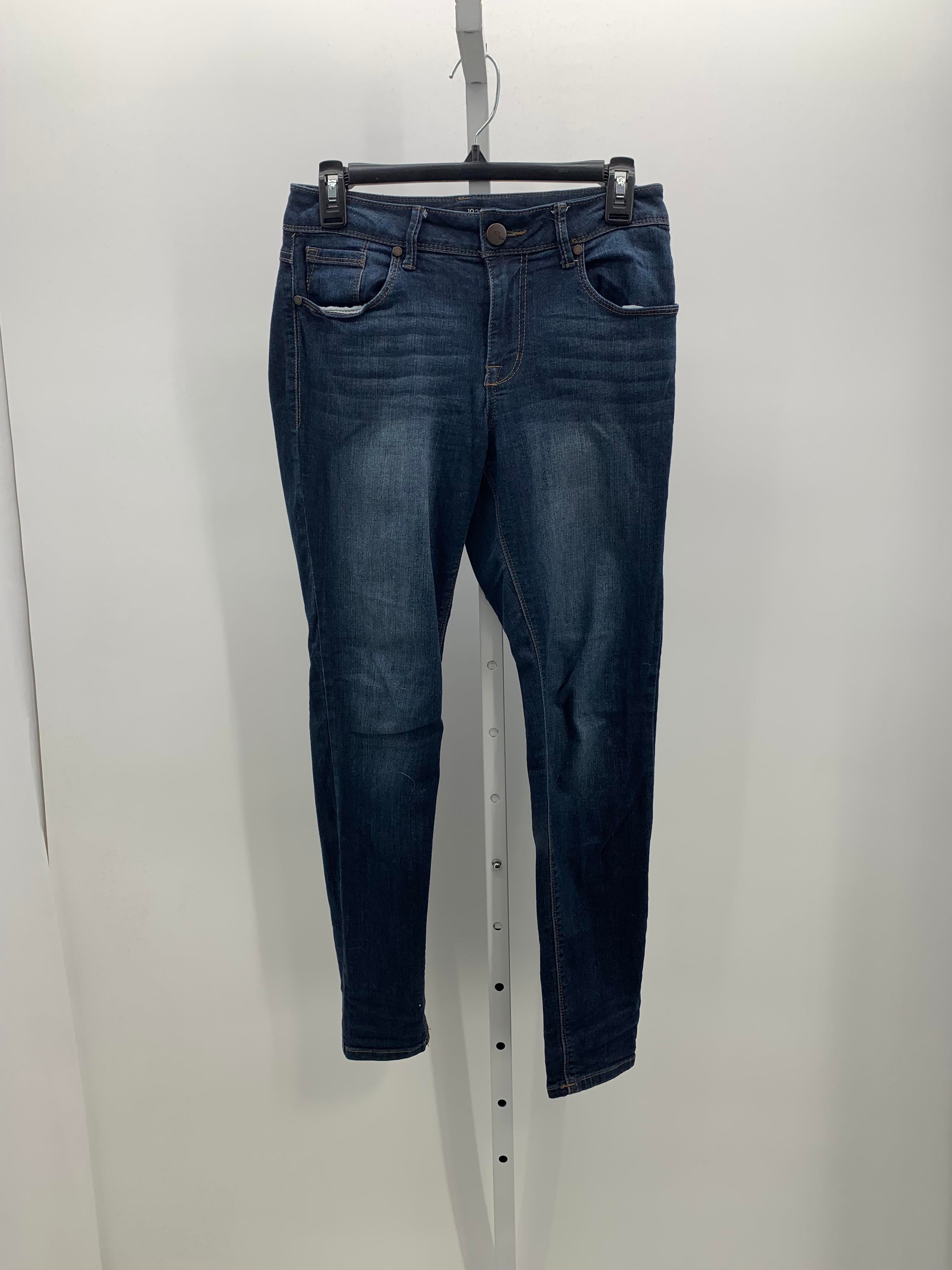 1822 Size 6 Misses Jeans