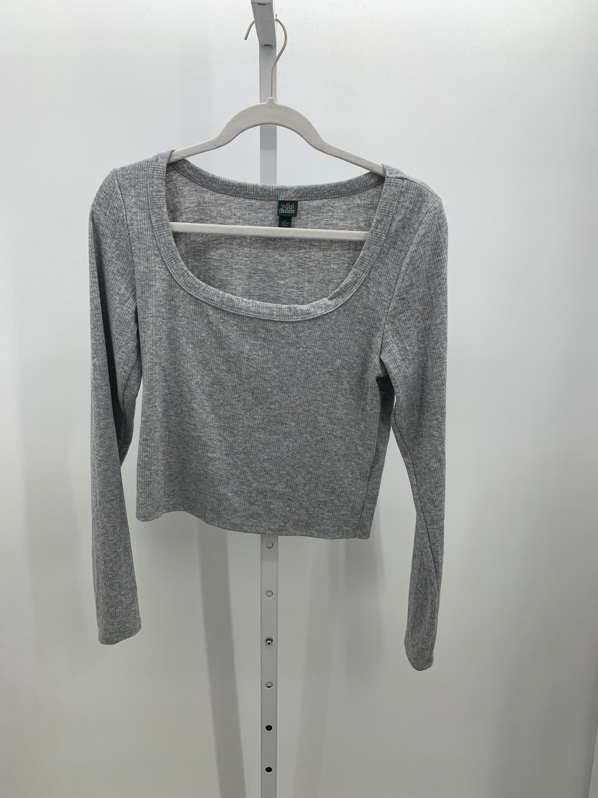 Wild Fable Size Medium Juniors Long Sleeve Shirt