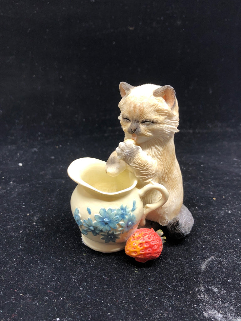 KITTEN W CREAMER FIGURINE.