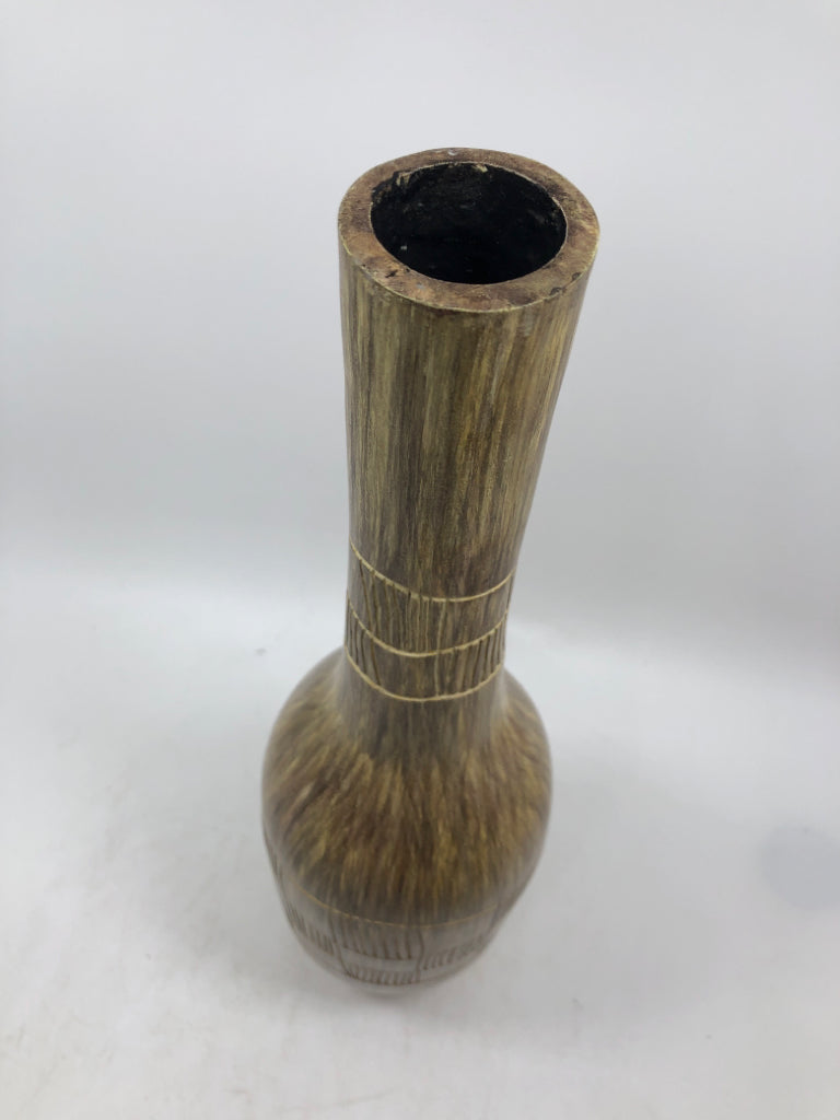 TEXTURED WOODEN VASE.