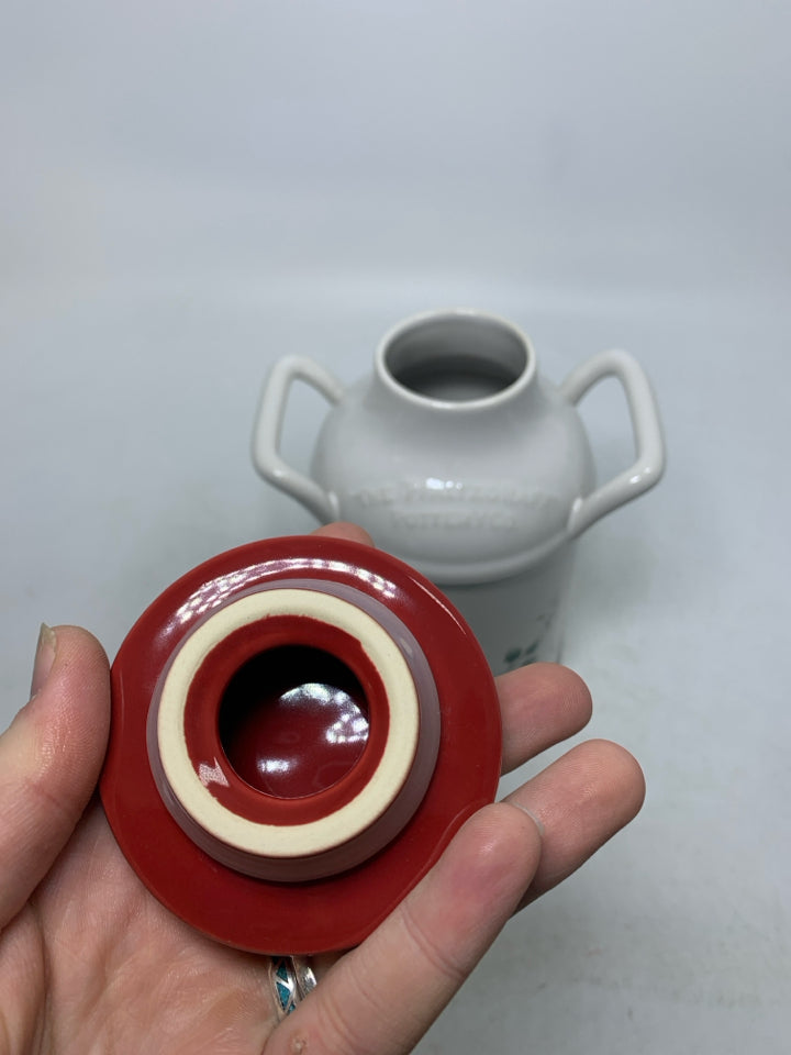 WINTERBERRY PFALTZGRAFF CERAMIC MILK CAN.