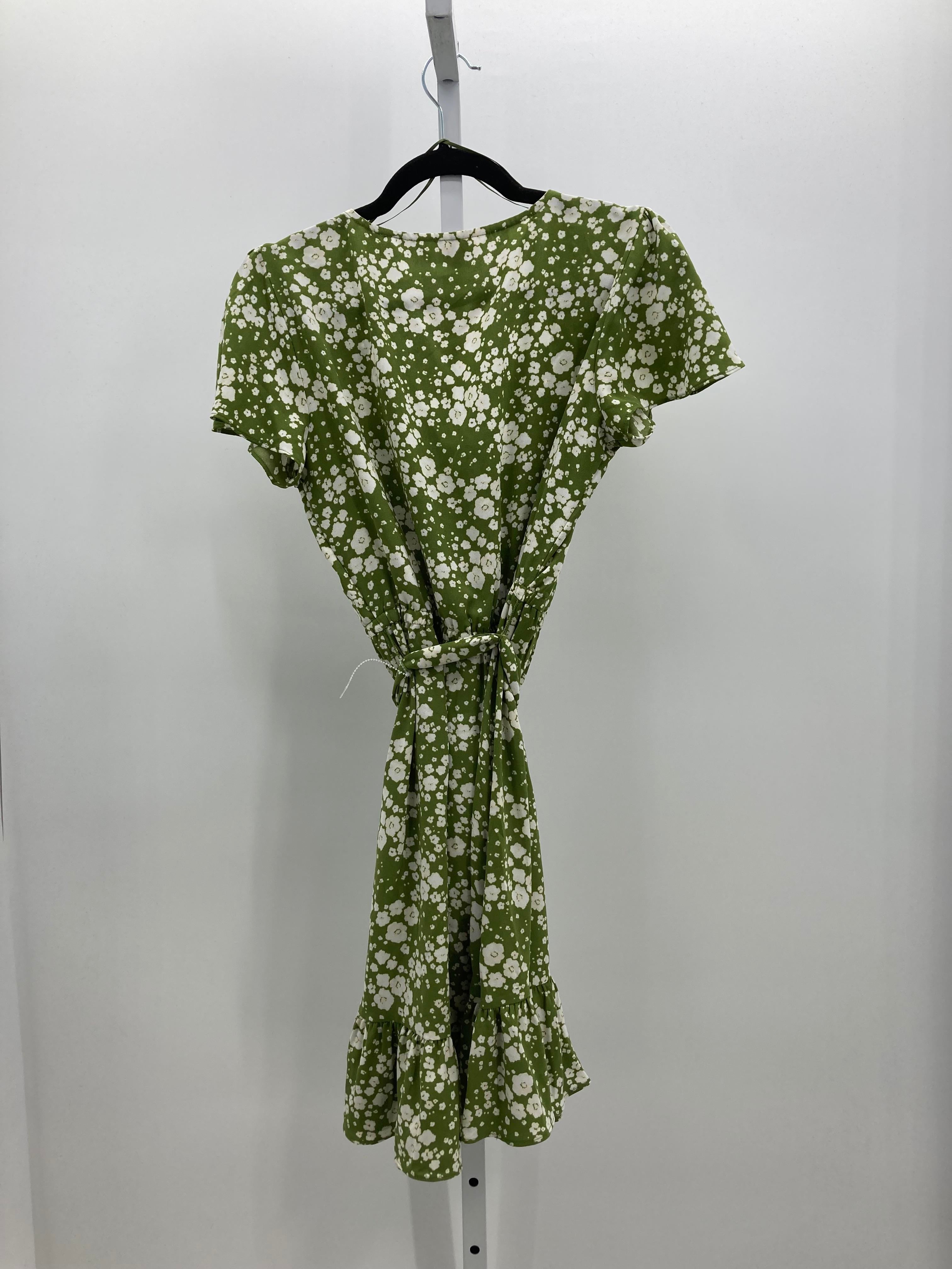 Lauren Conrad Size Small Misses Short Sleeve Dress