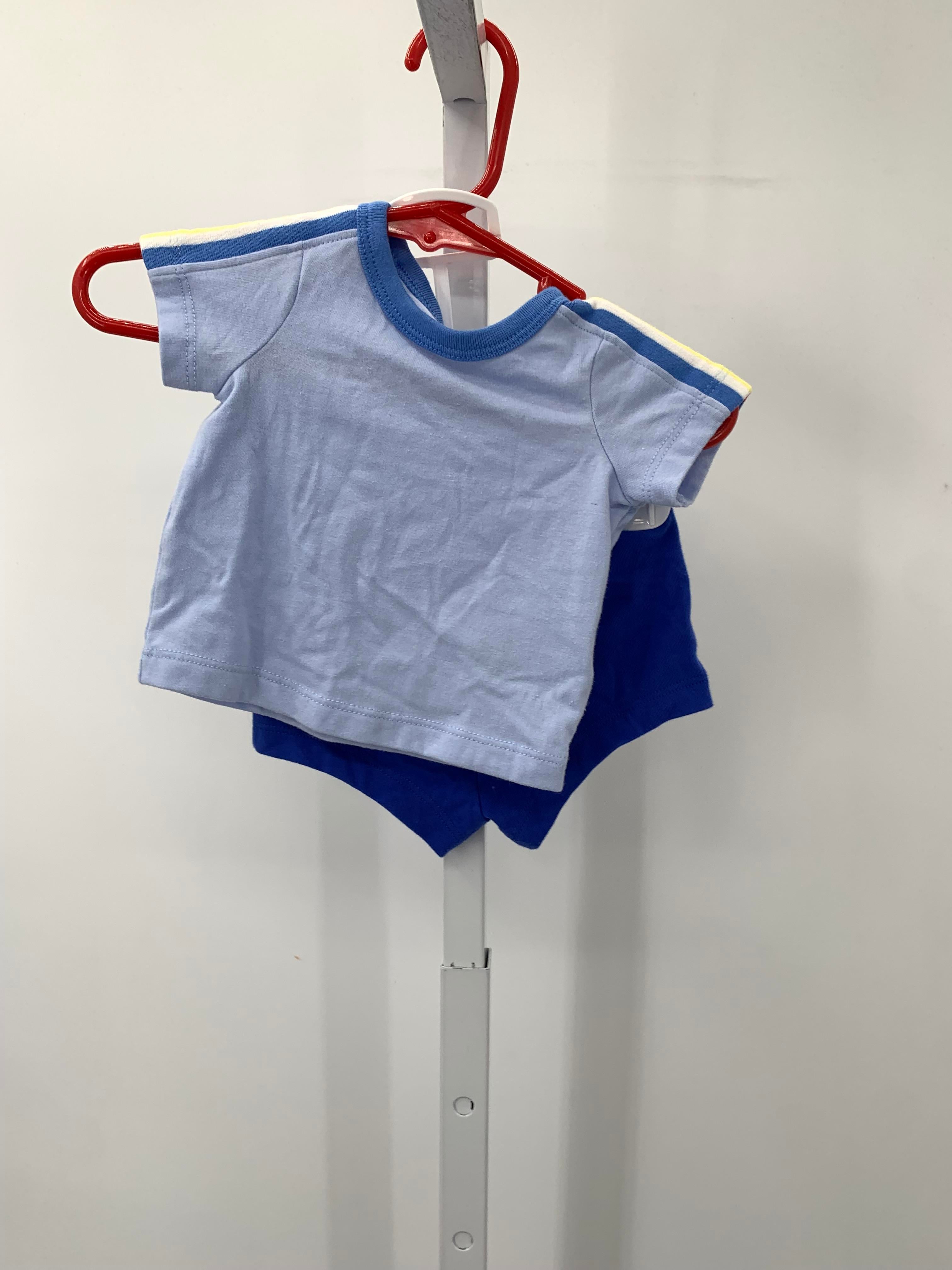 KNIT SHIRT AND SHORTS