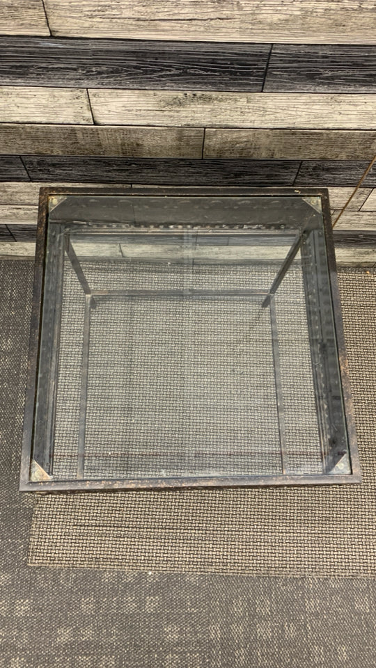 METAL AND GLASS TOP PLANT STAND.