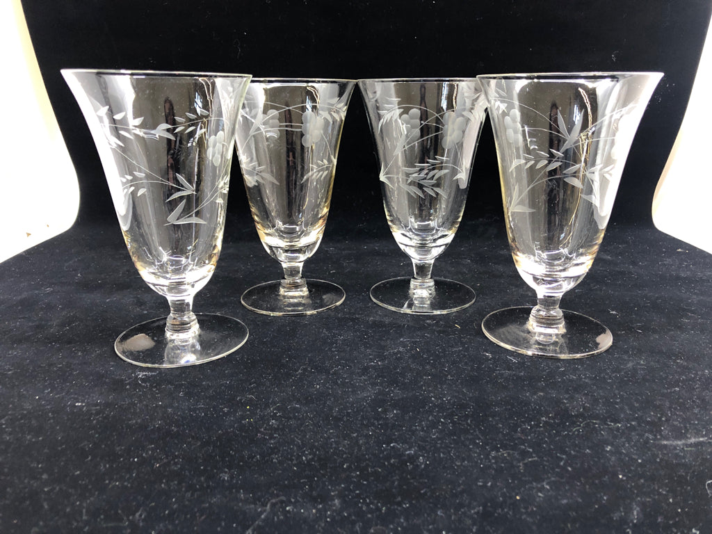 4 FLORAL LEAF ETCHED CRYSTAL WATER GLASSES.