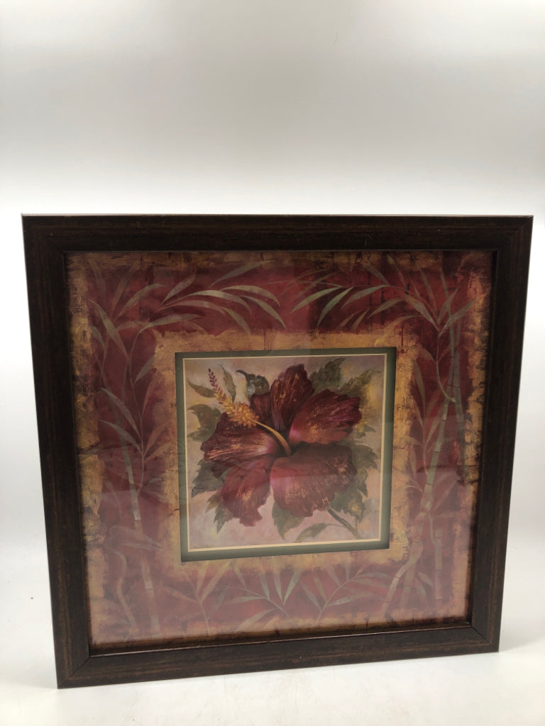 HIBISCUS PRINT IN BAMBOO FRAME.