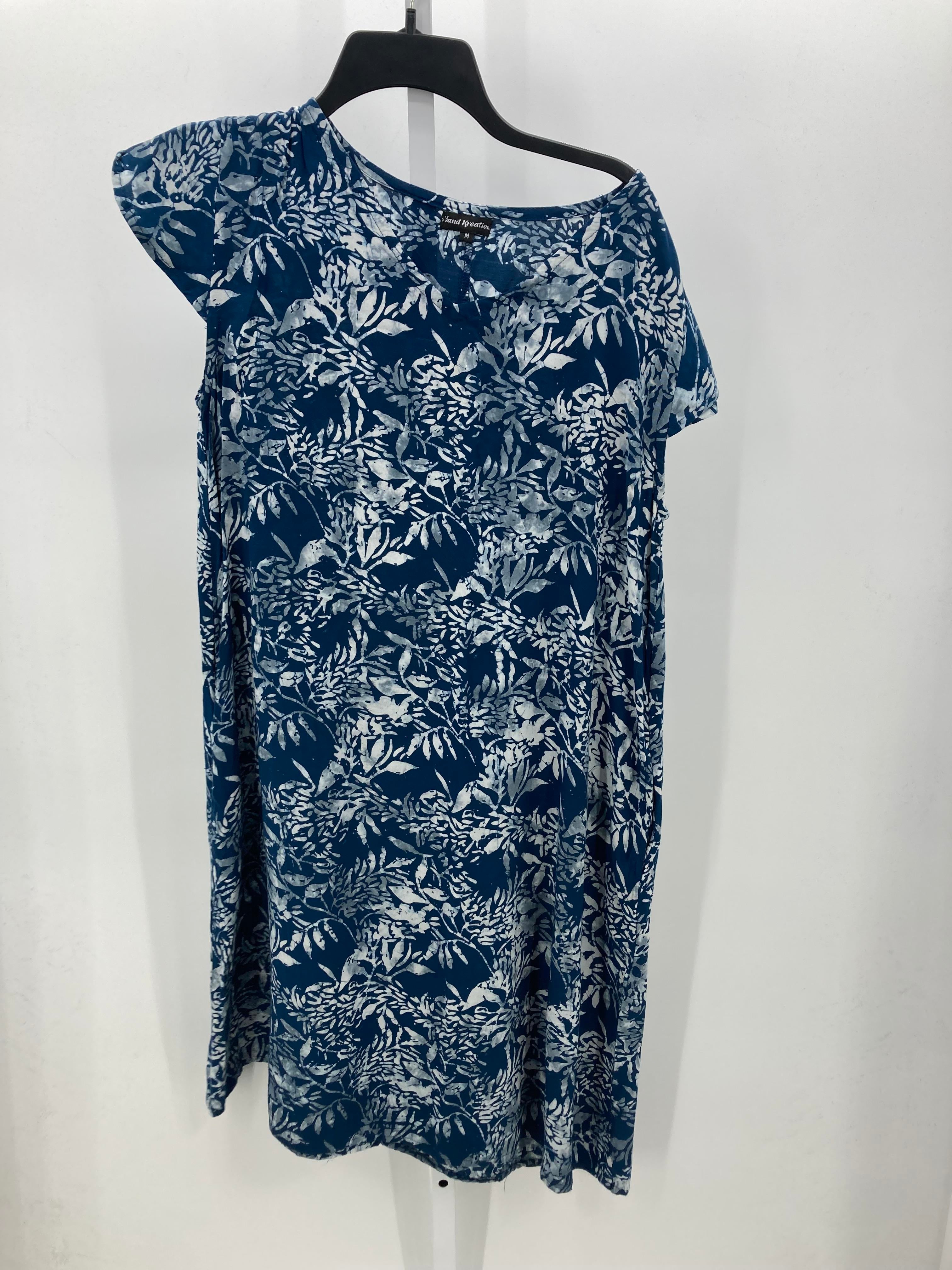 Size Medium Misses Short Sleeve Dress