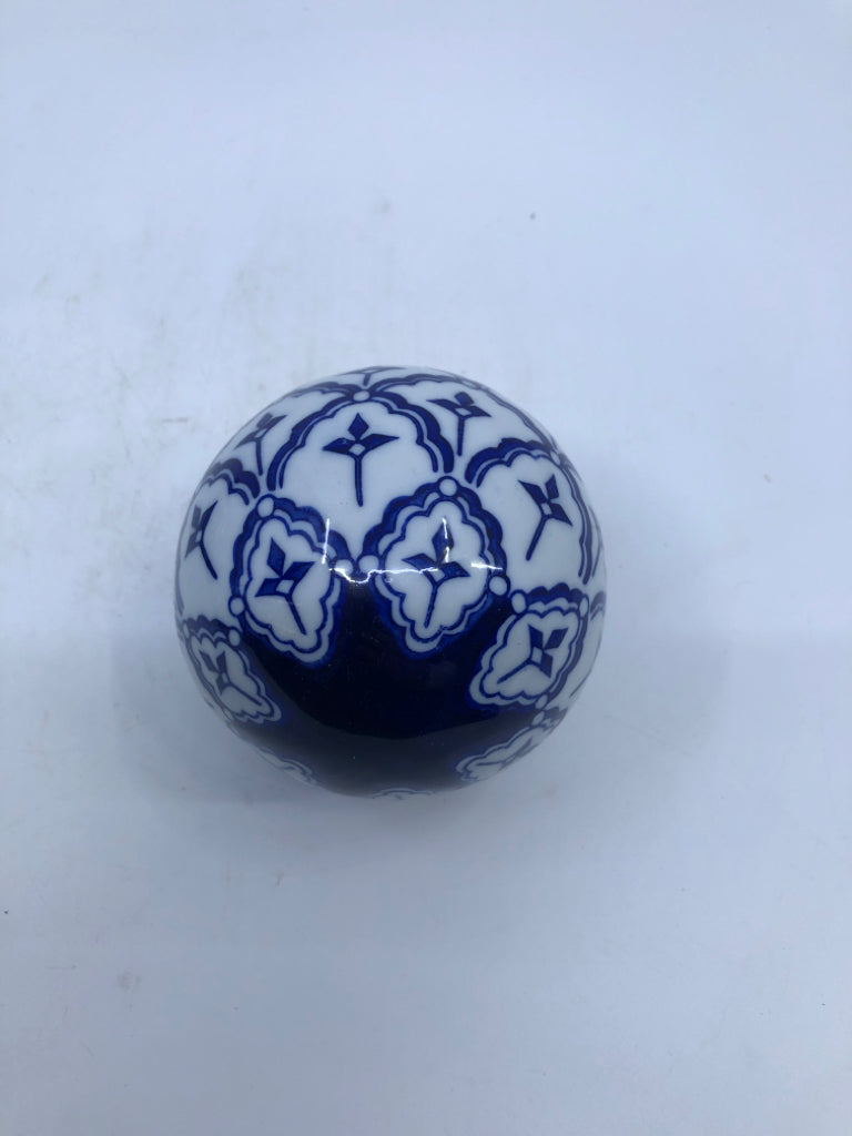 6 DECORATIVE BLUE & WHITE BALLS-ASSORTED DESIGNS.