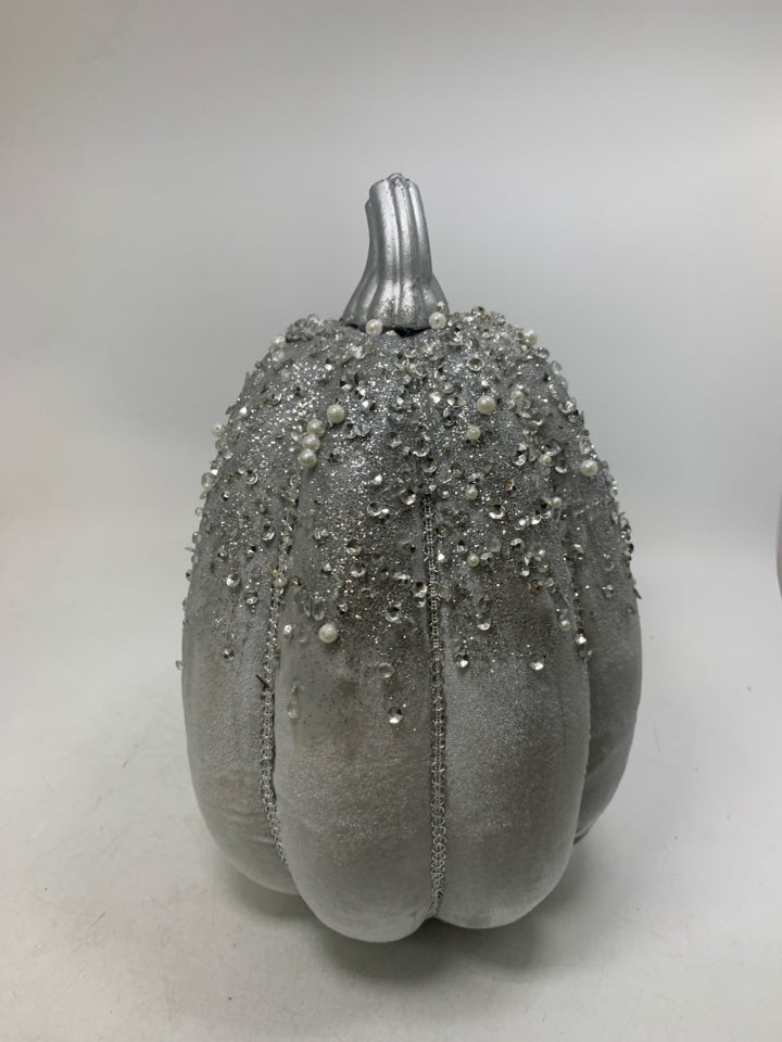SILVER JEWELED VELOUR PUMPKIN.