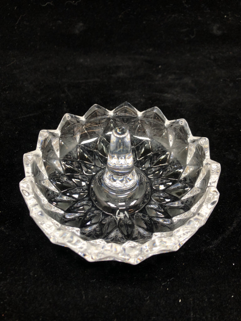 CUT GLASS RING HOLDER W/SAWTOOTH EDGE.