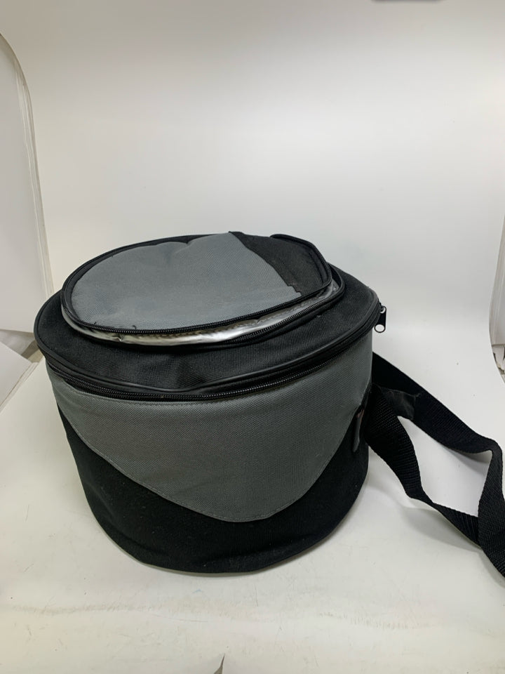 ONIVA CALIENTE PORTABLE CHARCOAL GRILL & COOLER TOTE.