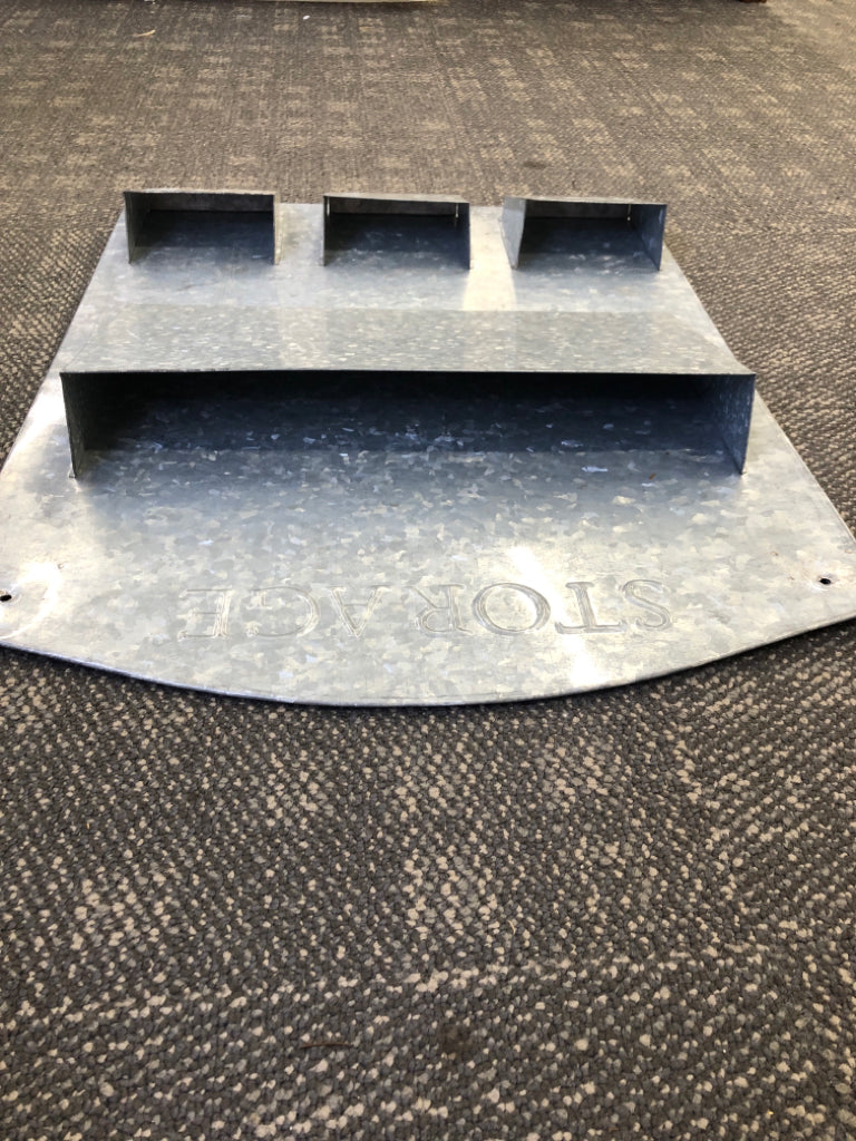 GALVANIZED 4 SLOT "STORAGE" POCKETS WALL HANGING.