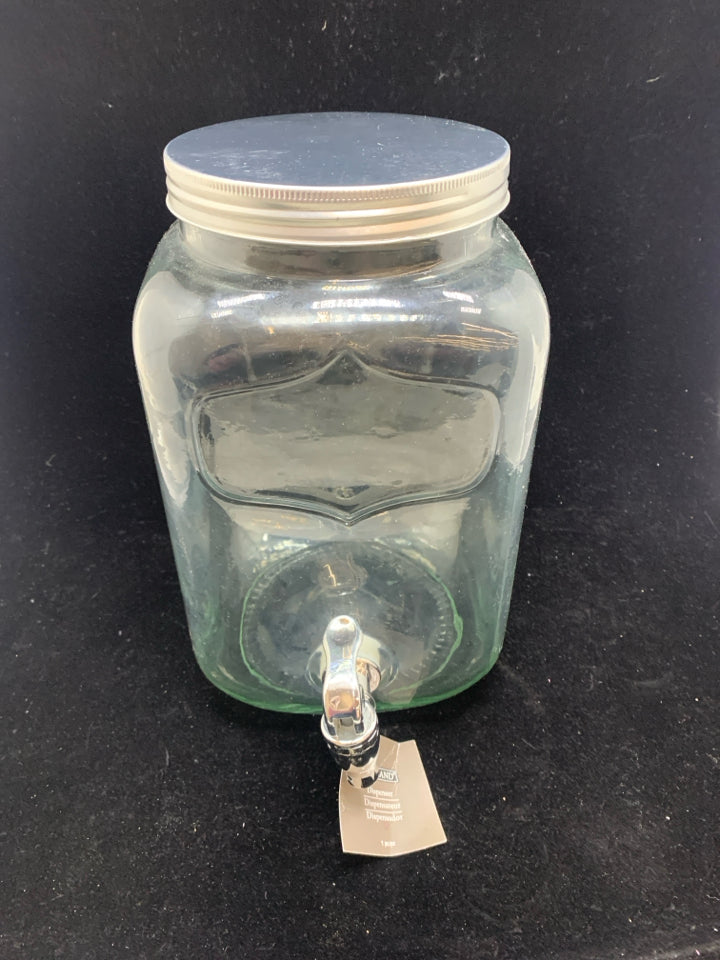 NWT LIQUID DRINK DISPENSER.