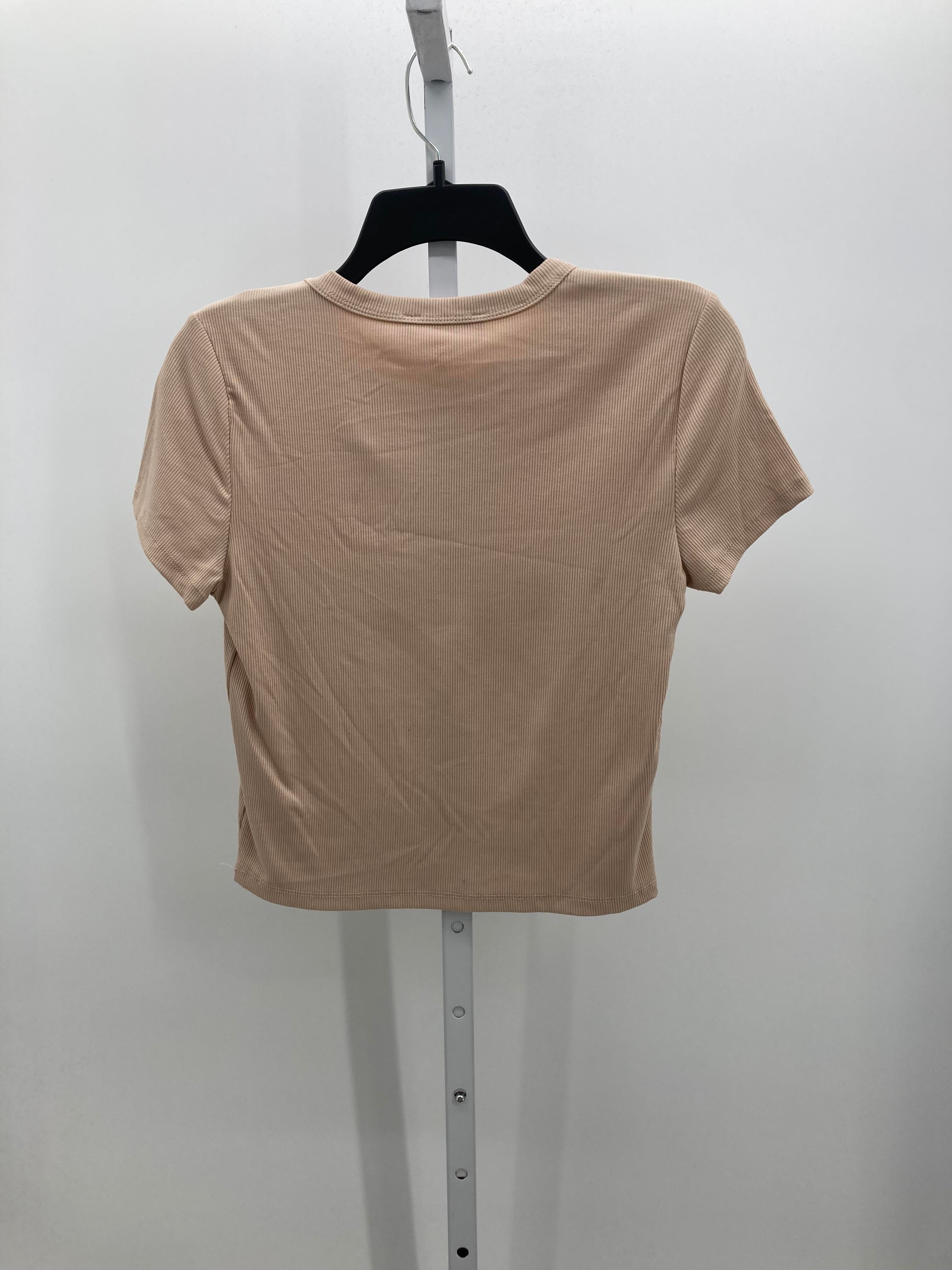 Size Large Juniors Short Sleeve Shirt