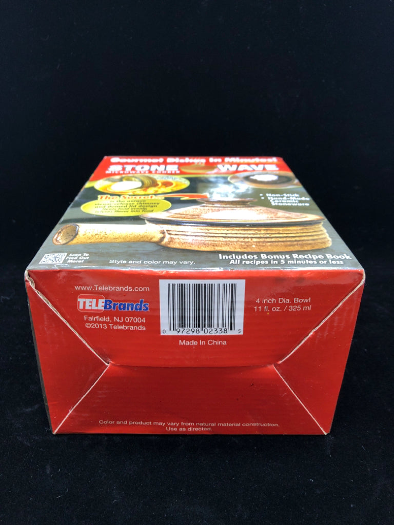 STONE WAVE MICROWAVE COOKER IN BOX.