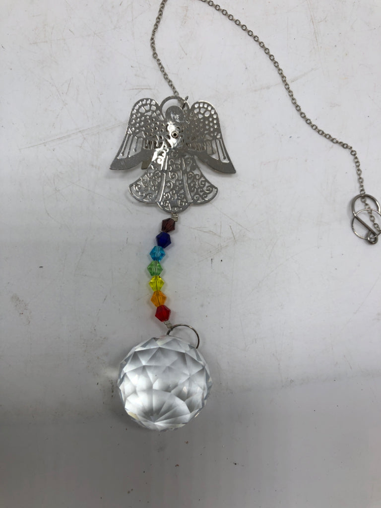 RAINBOW BEADED SUN CATCHER W/METAL ANGEL WALL HANGING.
