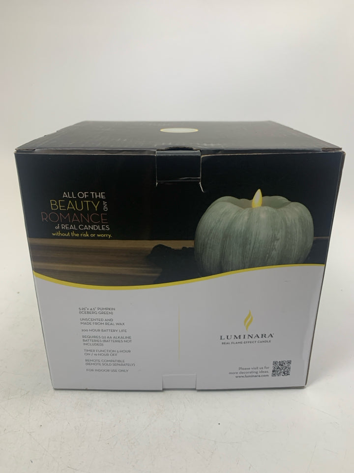 IN BOX LUMINARA ICEBERG GREEN FLAMELESS CANDLE PUMPKIN.
