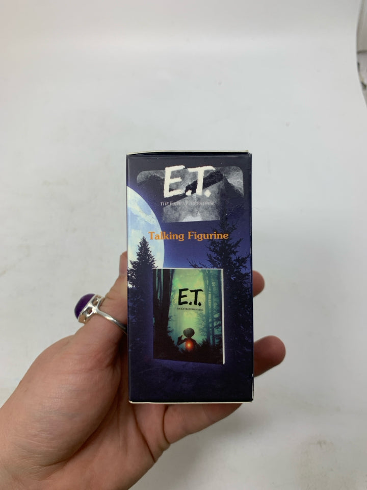 NIB ET TALKING FIGURINE.