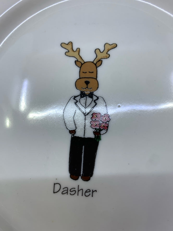8 REINDEER LUNCH PLATES.