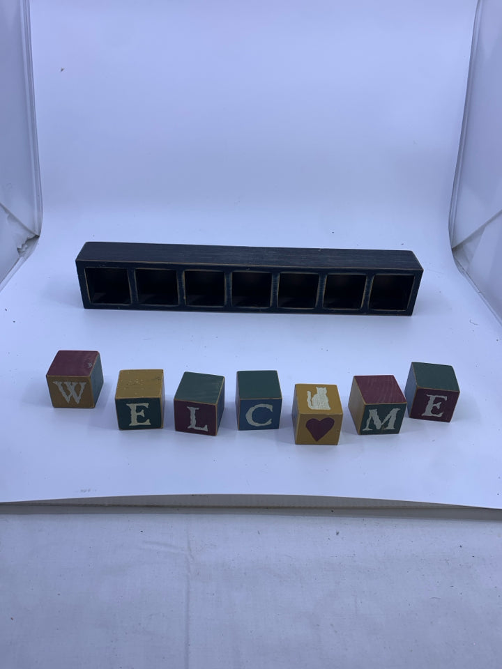 PRIMITIVE WELCOME BLOCK WITH CHANGING O.