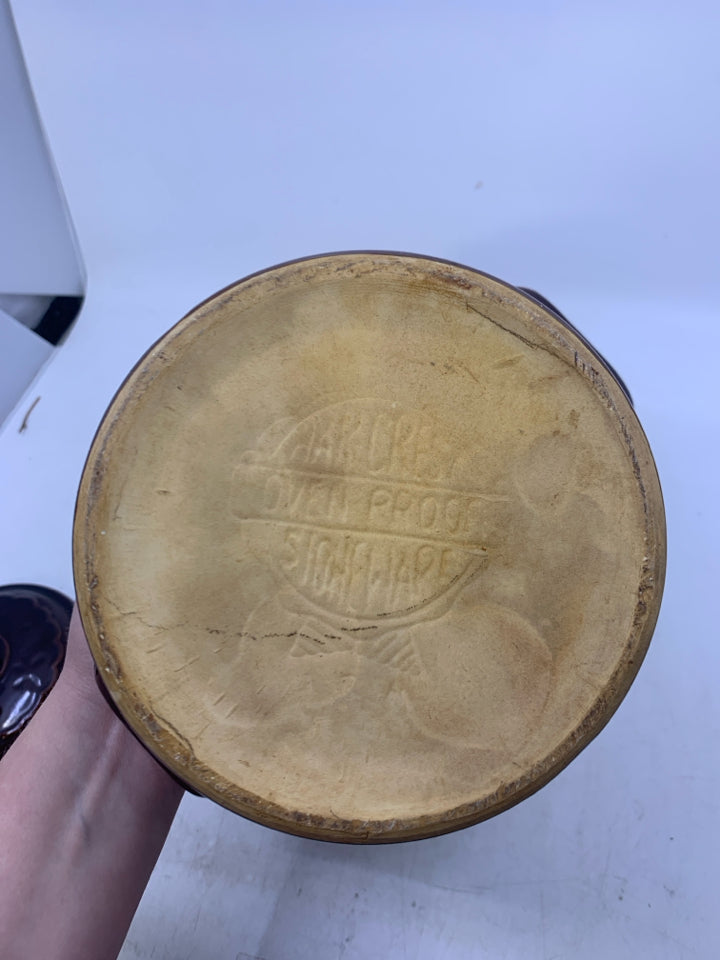 DARK BROWN TEXTURED BEAN POT W/ LID.