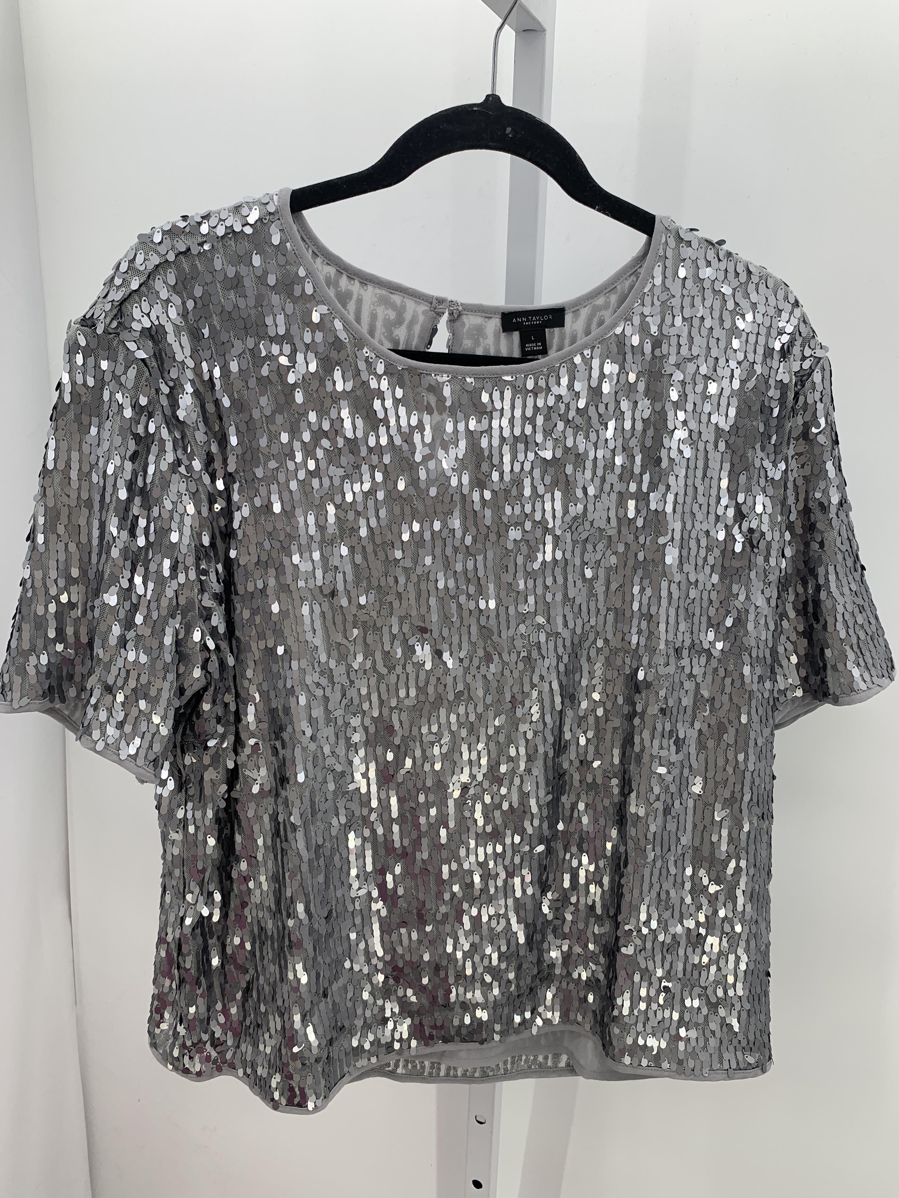 Ann Taylor Size Large Misses Short Sleeve Shirt