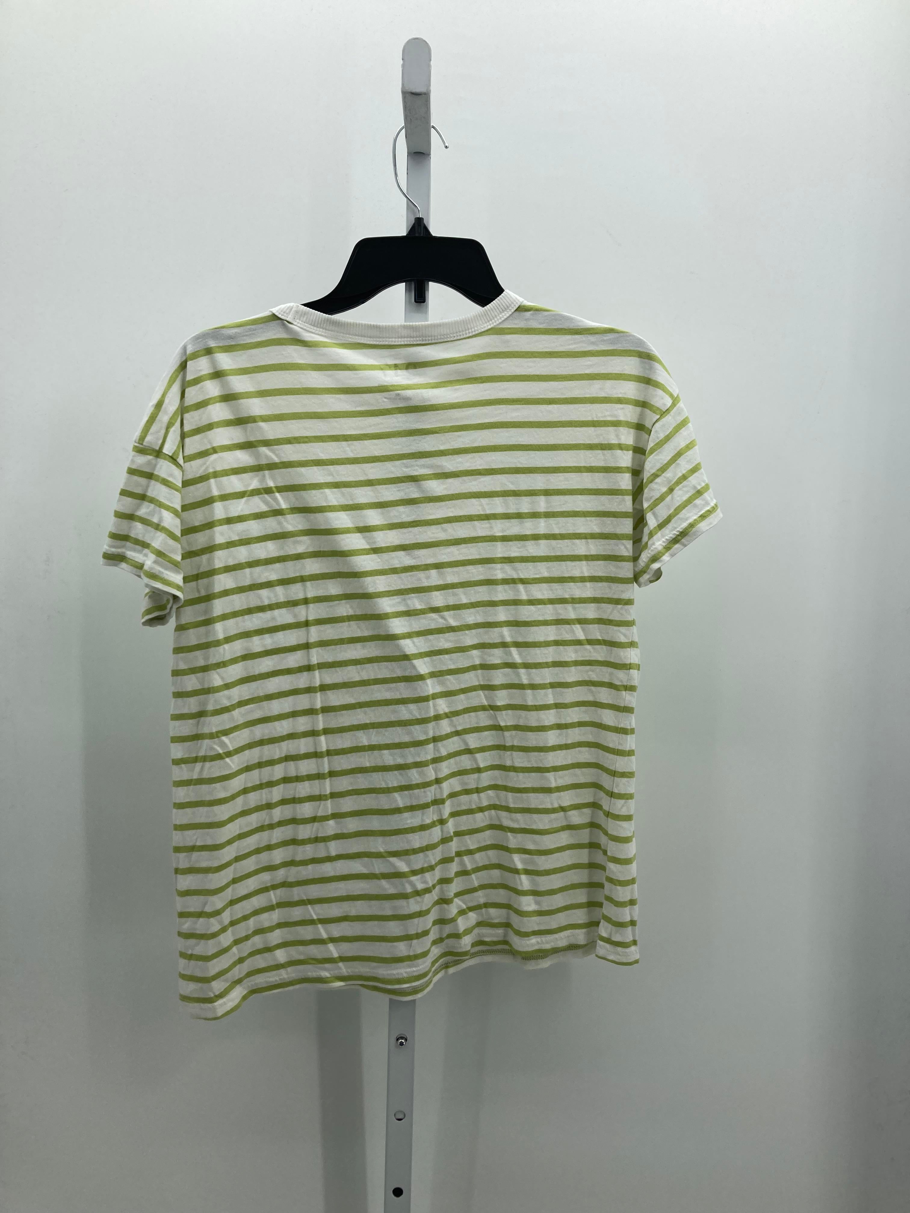 Maurices Size Medium Misses Short Sleeve Shirt