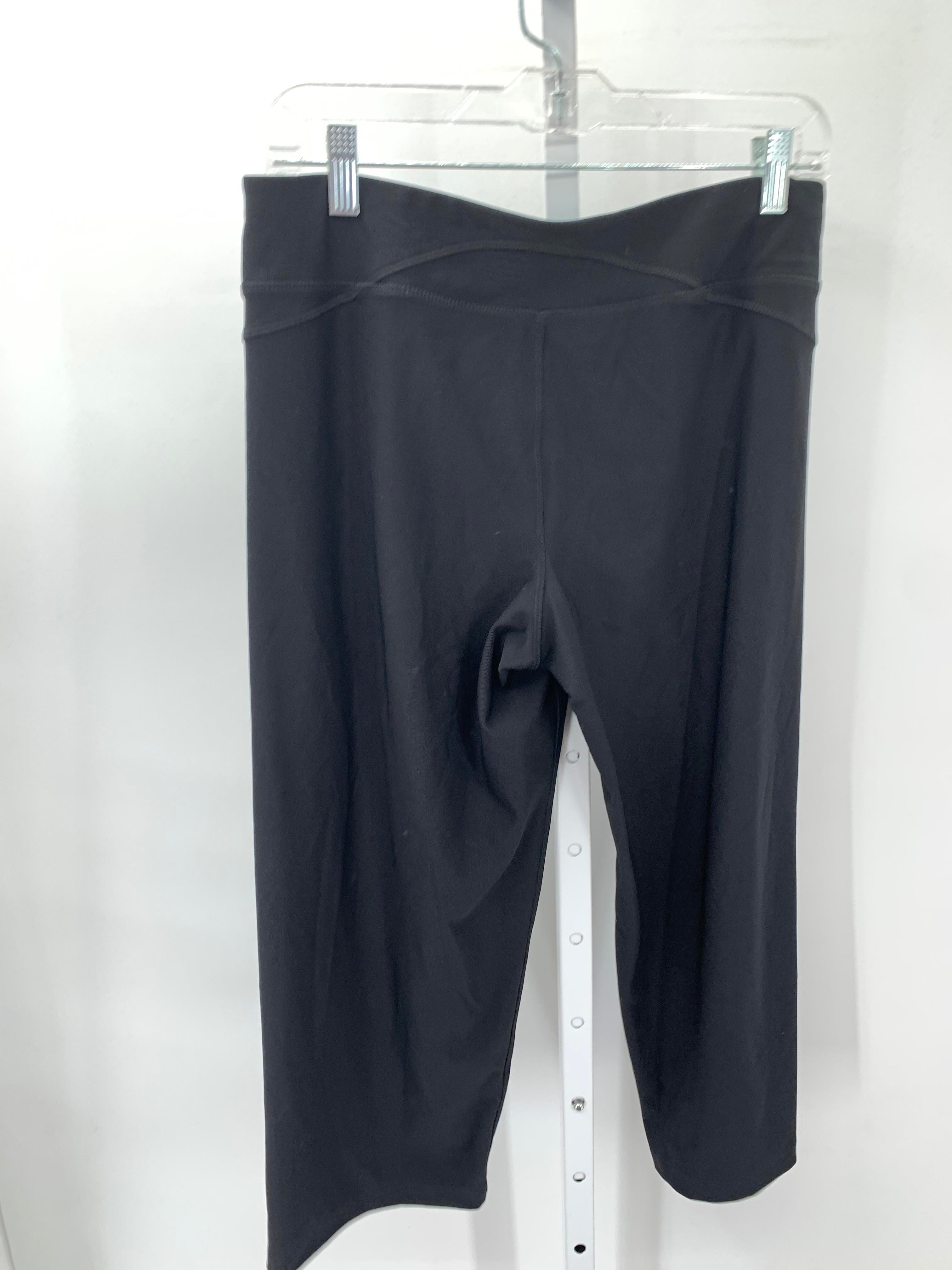 Xersion Size Medium Misses Capri Pants