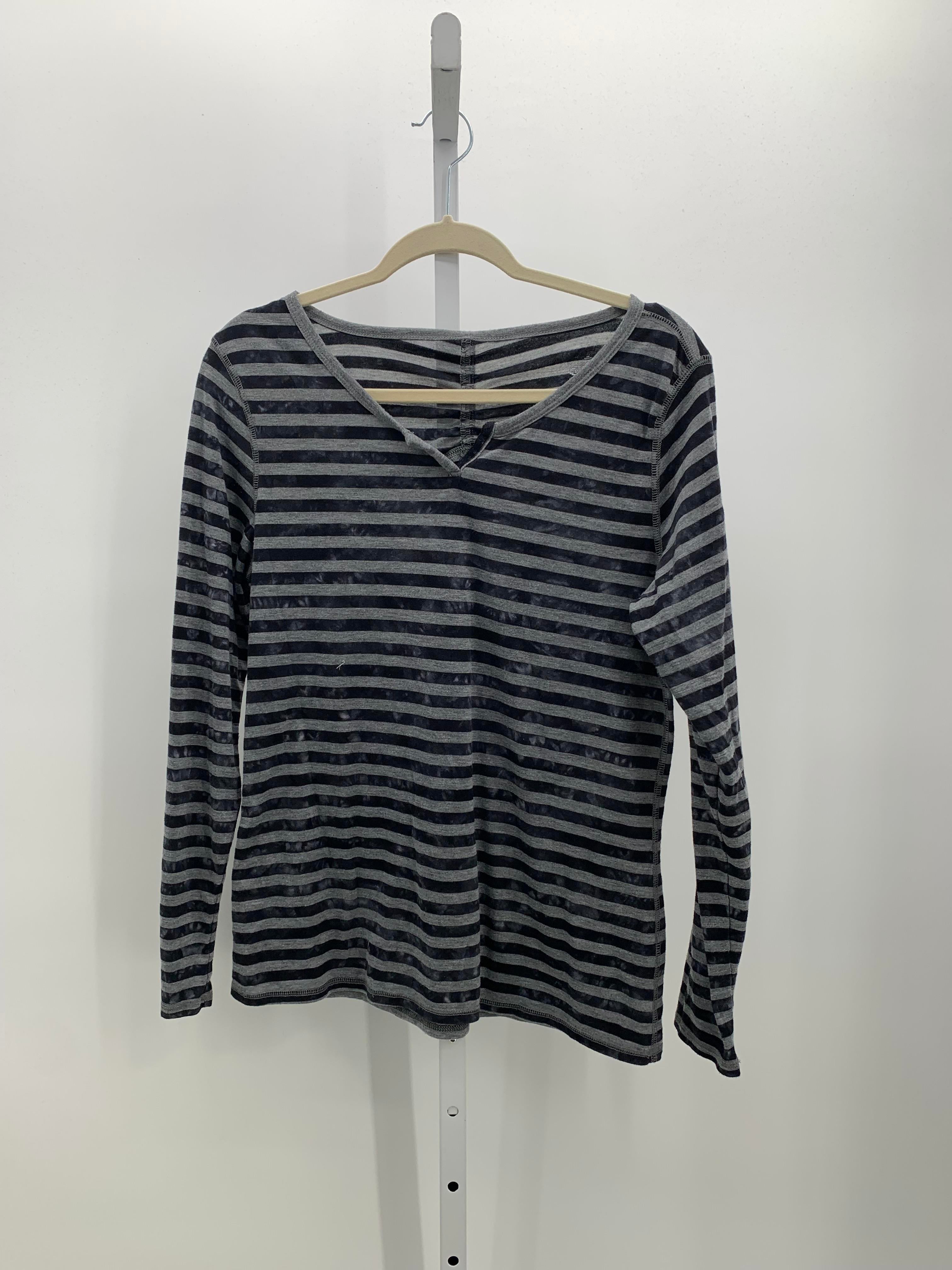 St. Johns Bay Size Small Misses Long Sleeve Shirt