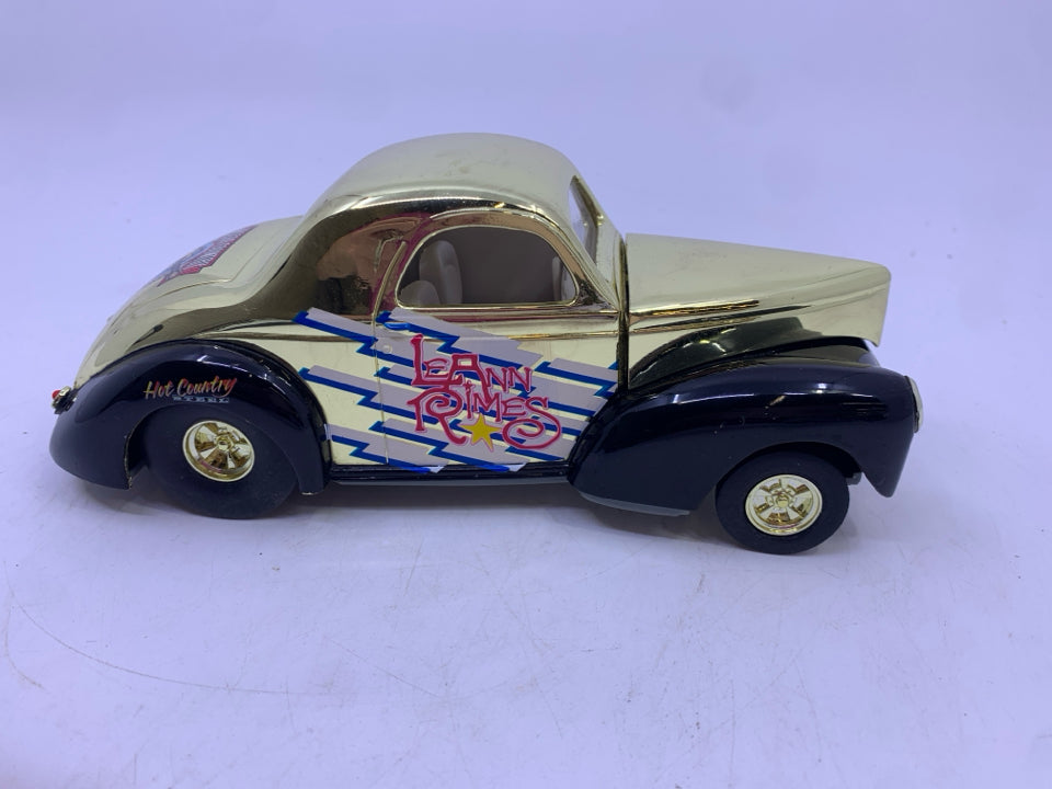 GOLD LEANN RIMES VTG CAR.