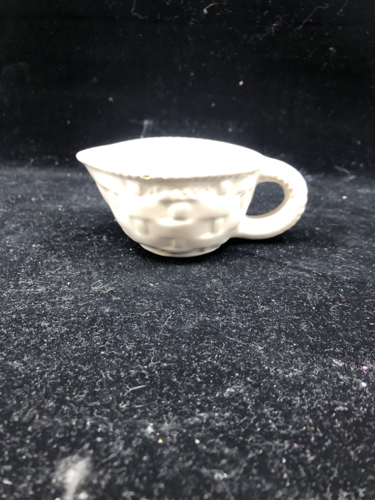 SMALL WHITE CERAMIC BASKET WOVEN CREAMER.